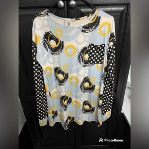 Nuggles mixed print Victoria top!